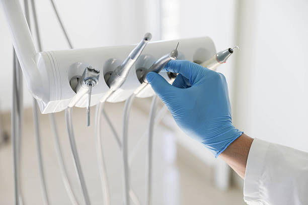 Professional Emergency Dentist technician working in Pine Air, FL